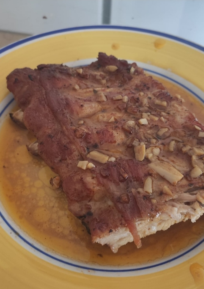 Una foto de Costillas a la cerveza