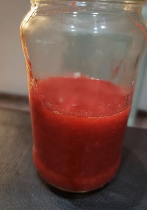 Una foto de Dulce de frutilla low carb
