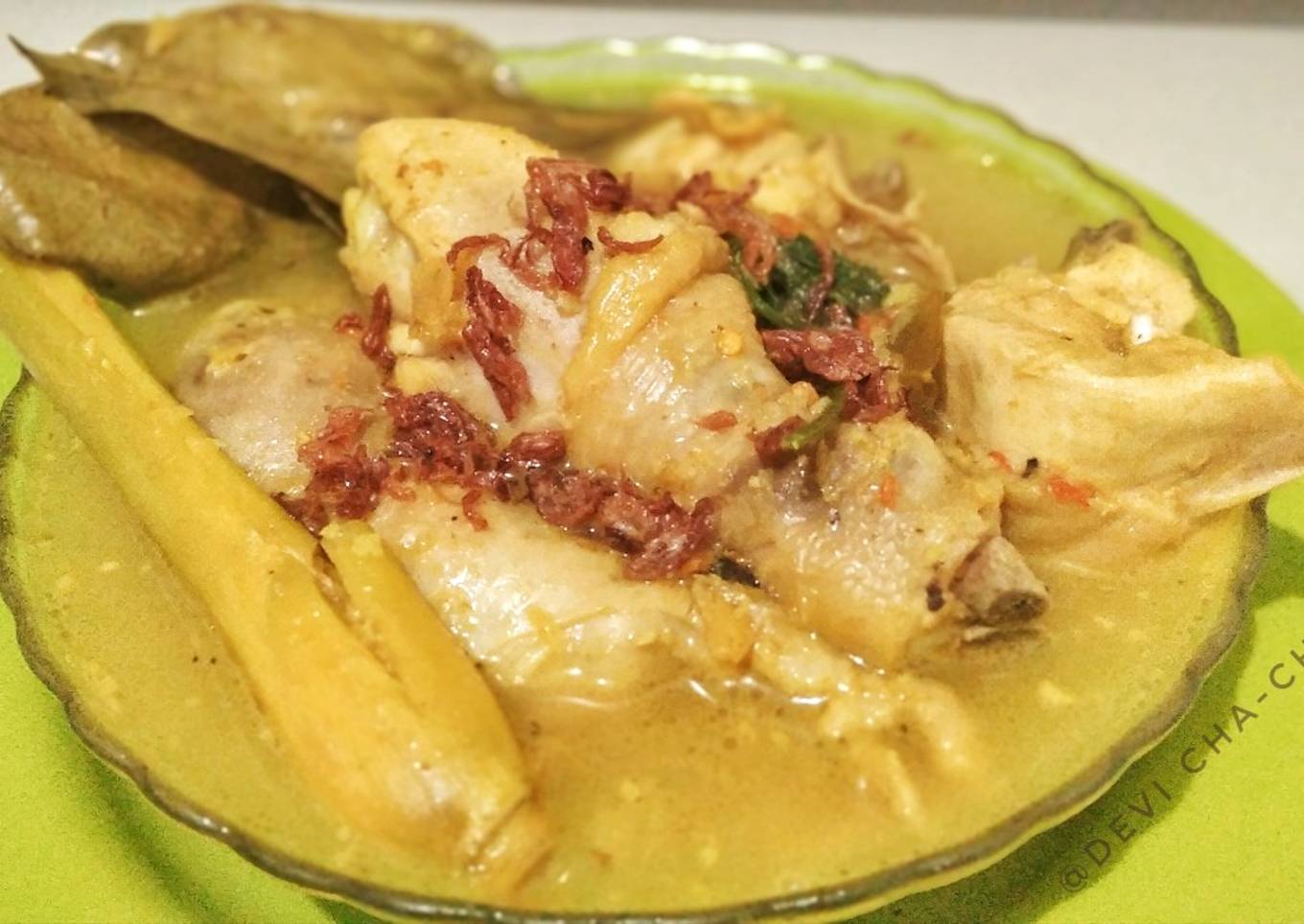 111). Soto Ayam Khas Rumah di Gresik🍗