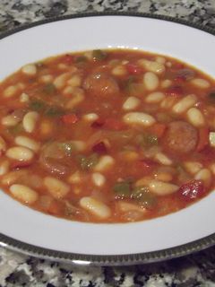 Una foto de Alubias con chorizo
