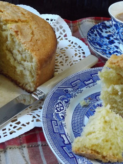 Una foto de Cake Madeira clásico de Mrs Breeton
