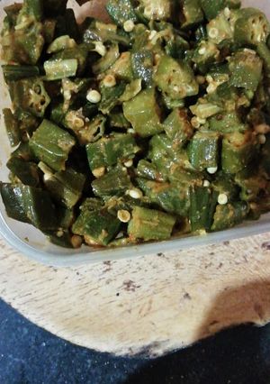 A picture of Bhindi / okra.