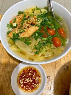 Hình của món Bún cá hồi.