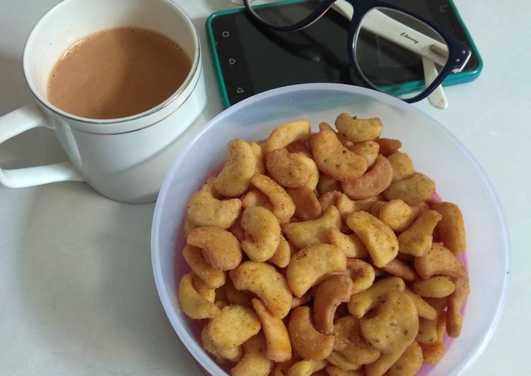 Step-by-Step Guide to Make Super Quick Homemade Kaju namkeen biscuit