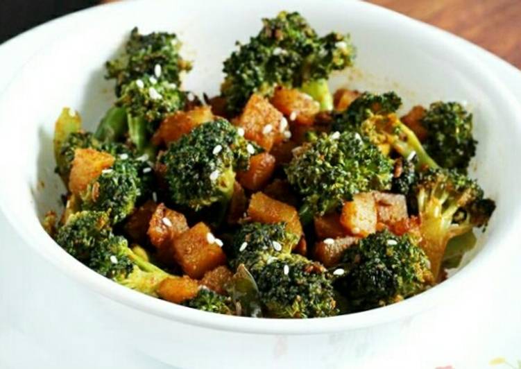 Steps to Make Quick Broccoli with potato