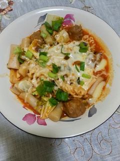 Foto resep Tteokpokki/Rapokki dengan mozzarella