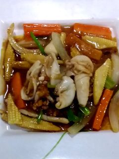 รูปของ ปลาหมึกผัดยอดข้าวโพด