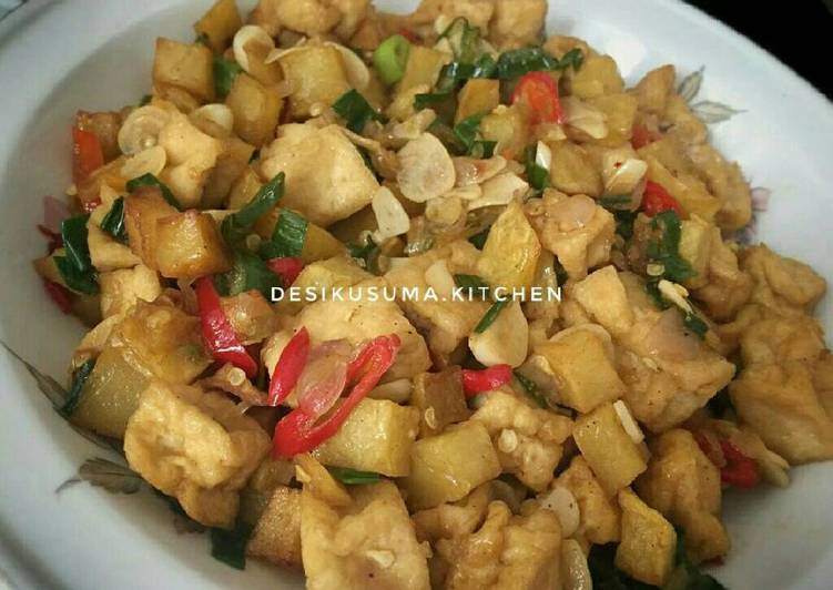 Oseng kentang tahu pedas