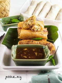 Foto resep Lumpia Semarang isi Rebung dan Ayam