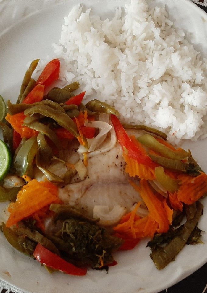 Una foto de Filete de pescado empapelado