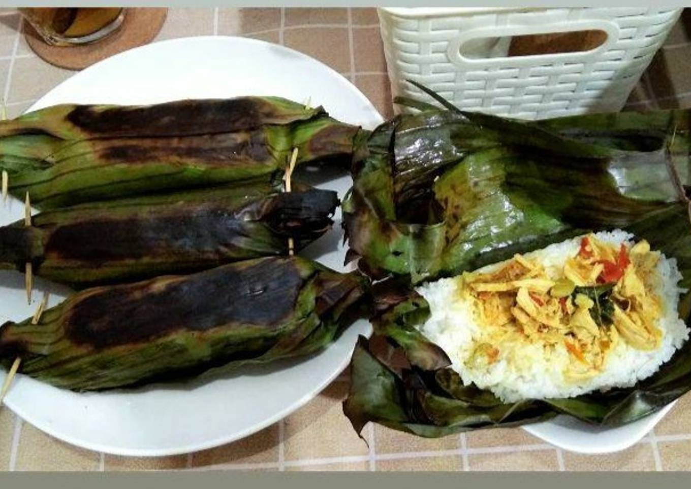 Nasi Bakar Ayam Suwir Kemangi