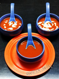 जैन टोमेटो सूप(Jain tpmato soup recipe in Hindi) रेसिपी मुख्य फोटो