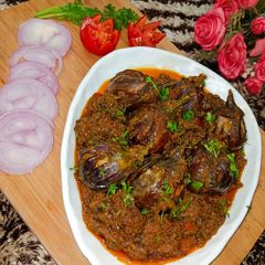 A picture of Dhaba style Baingan Masala.