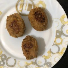 A picture of Yam and soya tikki.