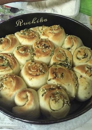 A picture of Garlic Bread Rolls.