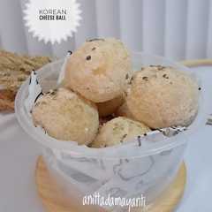 A picture of Korean Cheese Ball.