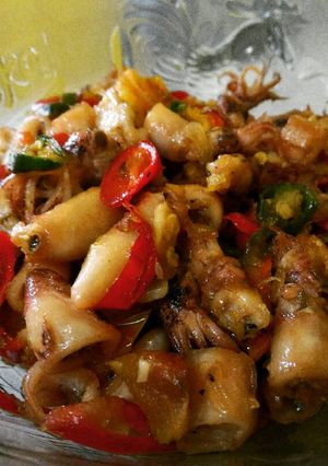 Foto resep Tumis Cumi Asin Pedas