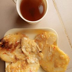 A picture of Yam n egg.
