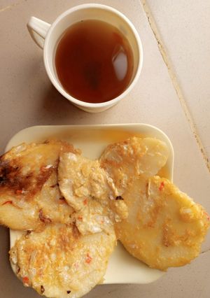 A picture of Yam n egg.