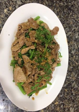 Hình của món Bò xào rau muống.