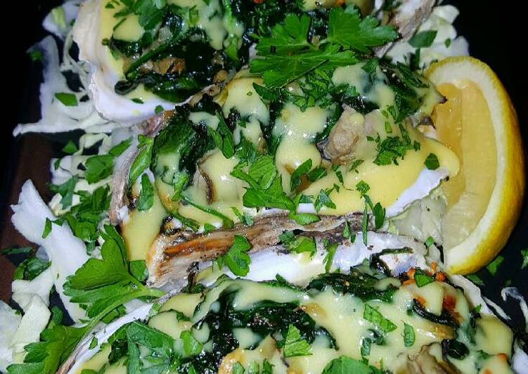 Steps to Make Any-night-of-the-week Mike&#39;s Spinach Hollandaise Baked Oysters