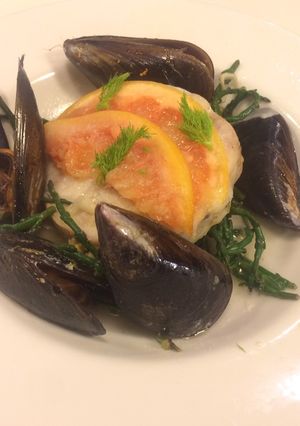 Φωτογραφία της συνταγής Fish en papillote with samphire (ψάρι στη λαδόκολλα με κρίταμο)