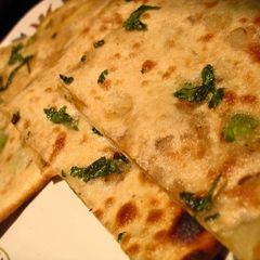 A picture of Punjabi Aloo Paratha.