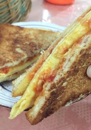 Foto resep Sandwich krenyess simple ala UtyKirana