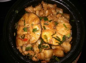 Hình của món Cá lăng kho tộ.