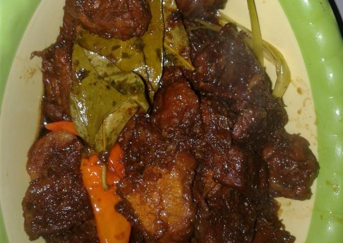 Semur daging cabai merah