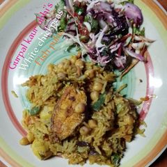 A picture of White chickpeas and fish pulao.