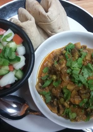 A picture of Mushroom Matar.