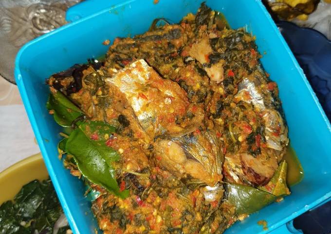 Pepes Ikan Kembung (udah dilepas daun pisangnya)