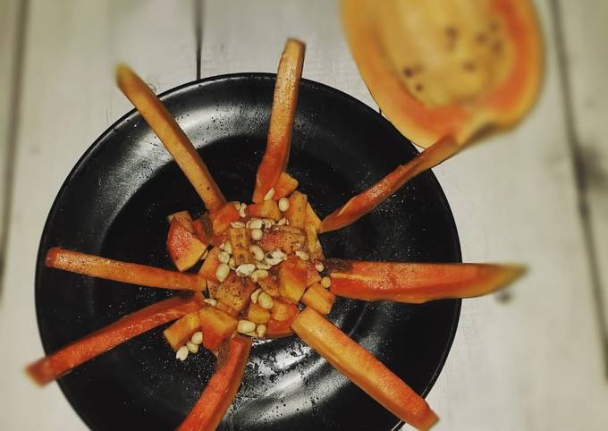 Simple Way to Prepare Homemade Papaya salad