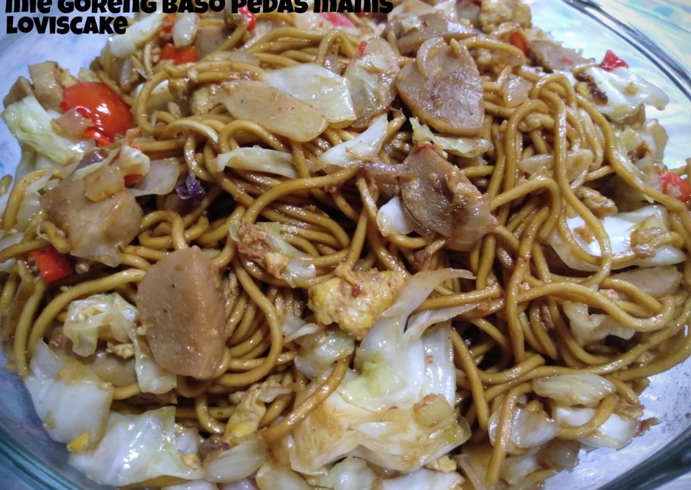 Mie goreng baso pedas manis