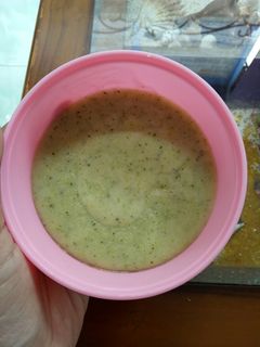 Foto resep MPASI 6m+ Kentang, Brokoli dan Kaldu Ayam Homemade