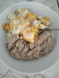 Arroz con tuna y huevo