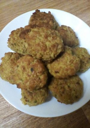 A picture of Kofftey or meat balls.