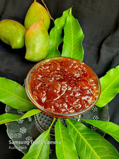 કેરી નો મુરબ્બો (Keri Murabbo Recipe In Gujarati) રેસીપી મુખ્ય ફોટો