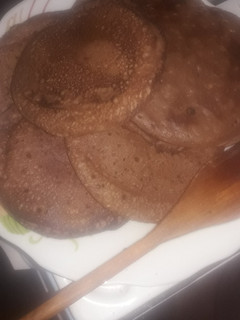 Una foto de Panqueque de chocolate y chía Casero