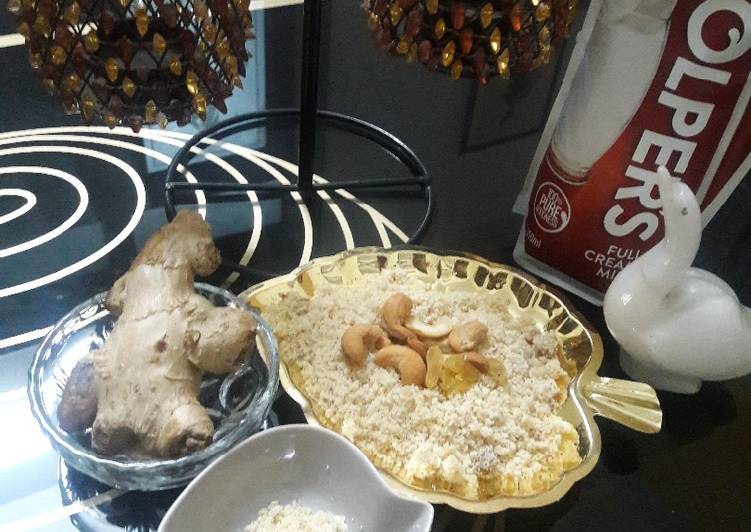 Simple Way to Prepare Adrak (Ginger) r sujhi (samoline)ka halwa