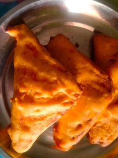 ब्रेड पकौड़ा (bread pakoda recipe in Hindi) रेसिपी मुख्य फोटो