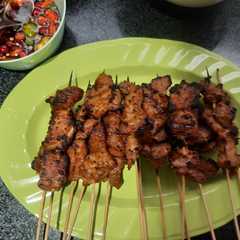 A picture of Sate Ikan Tuna.