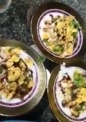 A picture of Oats Bhalla Chaat.