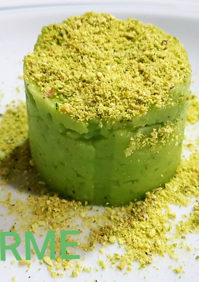 Una foto de Puré de patata y aguacate