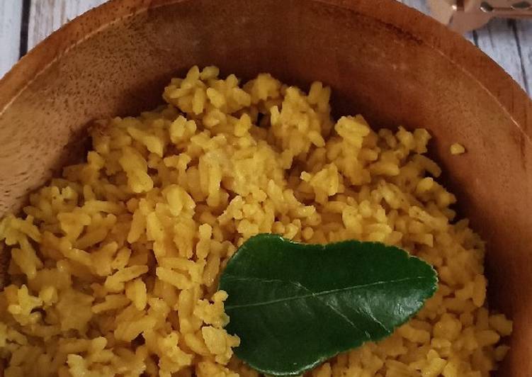 Resep Nasi Kuning Rice Cooker yang Bisa Manjain Lidah