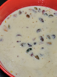 ஷீர் குர்மா (Sheer kurma recipe in tamil) செய்முறை முக்கிய புகைப்படம்
