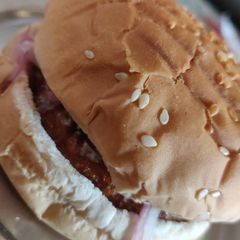 Mayonnaise burger A picture of Mayonnaise burger.