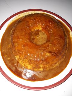 Una foto de Budín de pan con pasas de uva