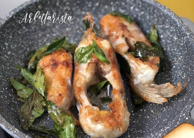 Resep Ikan Patin Goreng tepung daun kari (menu GERD), Bikin Ngiler